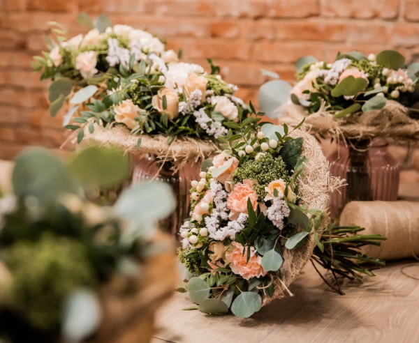 Bouquet on the frame